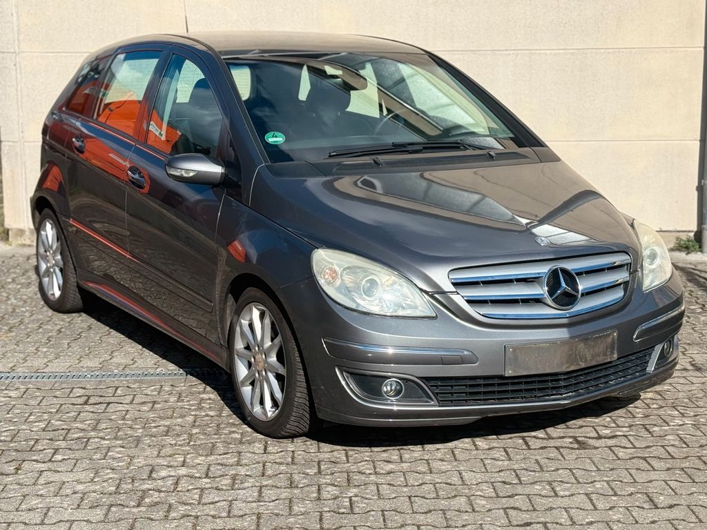 Bild des Angebotes Mercedes-Benz B 170 Special *Klimaautom.*Scheckh.*8Fach*1.Hand