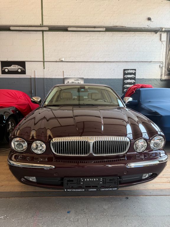 Bild des Angebotes Jaguar Daimler Super Eight