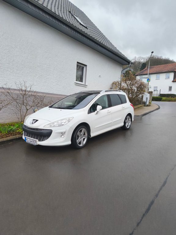Bild des Angebotes Peugeot 308 SW Premium 120 VTi Premium