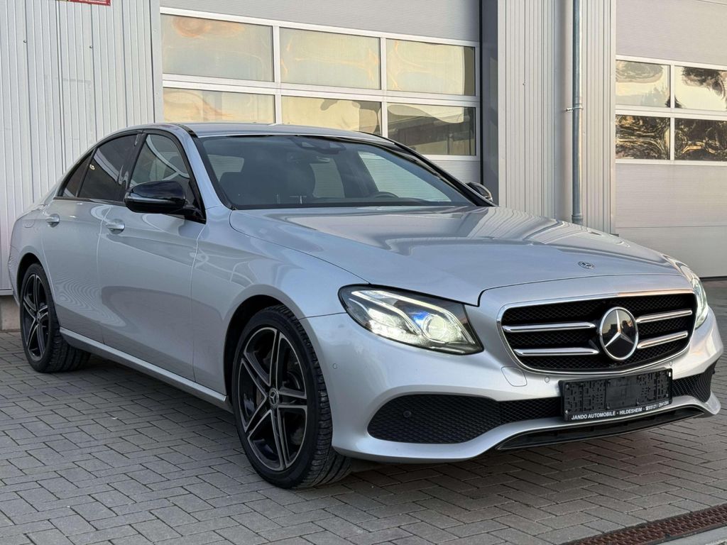 Bild des Angebotes Mercedes-Benz E 400 4Matic (213.023) Widescreen, Ambiente, Mul