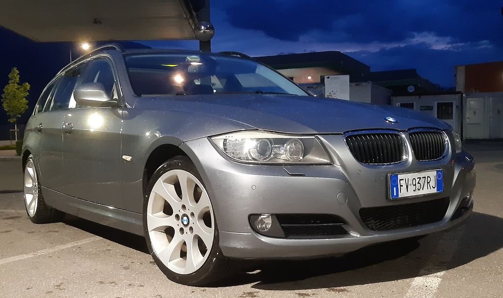 Bild des Angebotes BMW 320d Touring, Pano Leder Bi-Xenon TÜV NEU top!