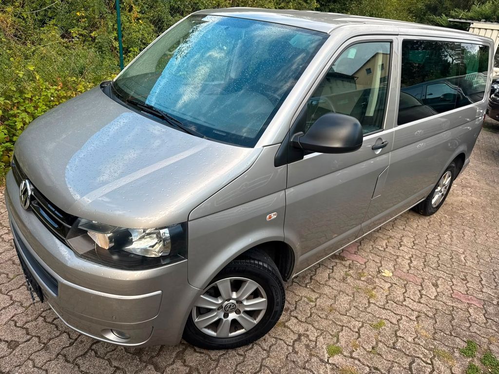 Bild des Angebotes Volkswagen T5 Multivan 2.0 140PS/AHK/NAVI/SitzHZ./PDC/Tempt