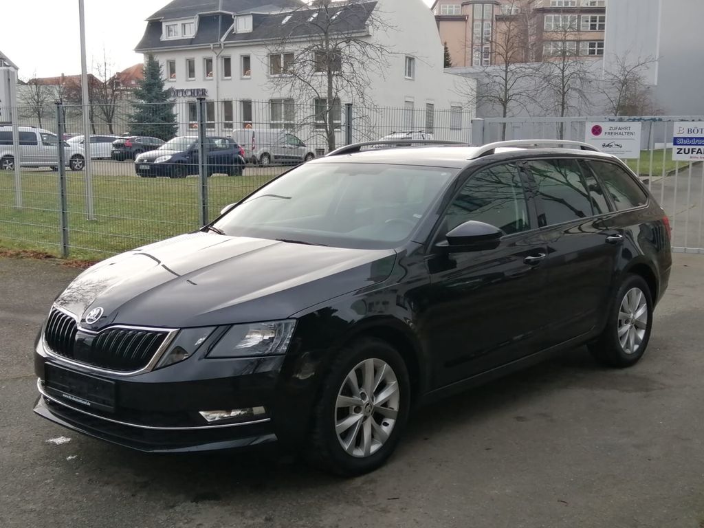 Bild des Angebotes Skoda Octavia Combi "Style 4x4"