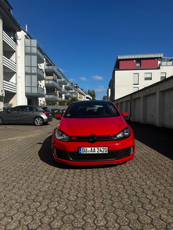 Volkswagen Golf6 2.0 TSI DSG