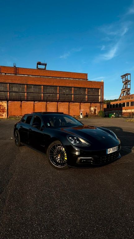 Bild des Angebotes Porsche Panamera 4 E-Hybrid -
