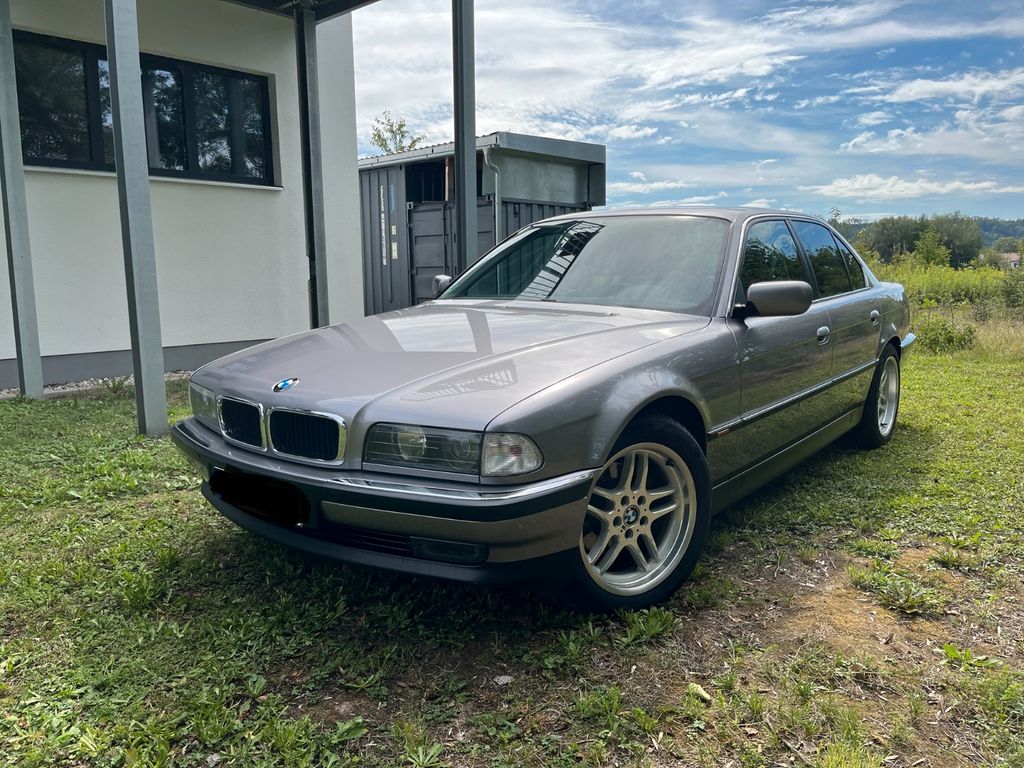 Bild des Angebotes BMW 730i 730i