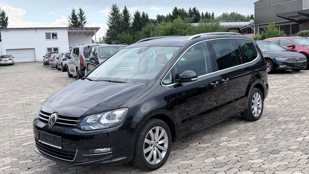 Bild des Angebotes Volkswagen Sharan Highline 4Motion * DSG * 7-Sitzer