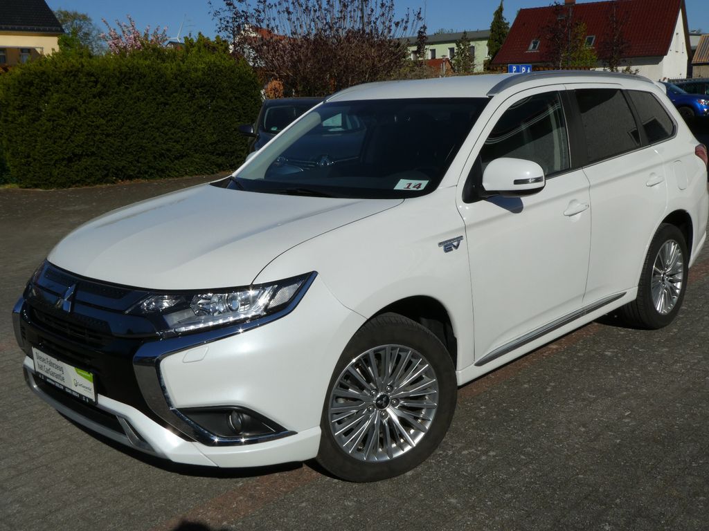 Bild des Angebotes Mitsubishi Outlander 2.4 PLUG-IN HYBRID 4WD *STANDHEIZG*