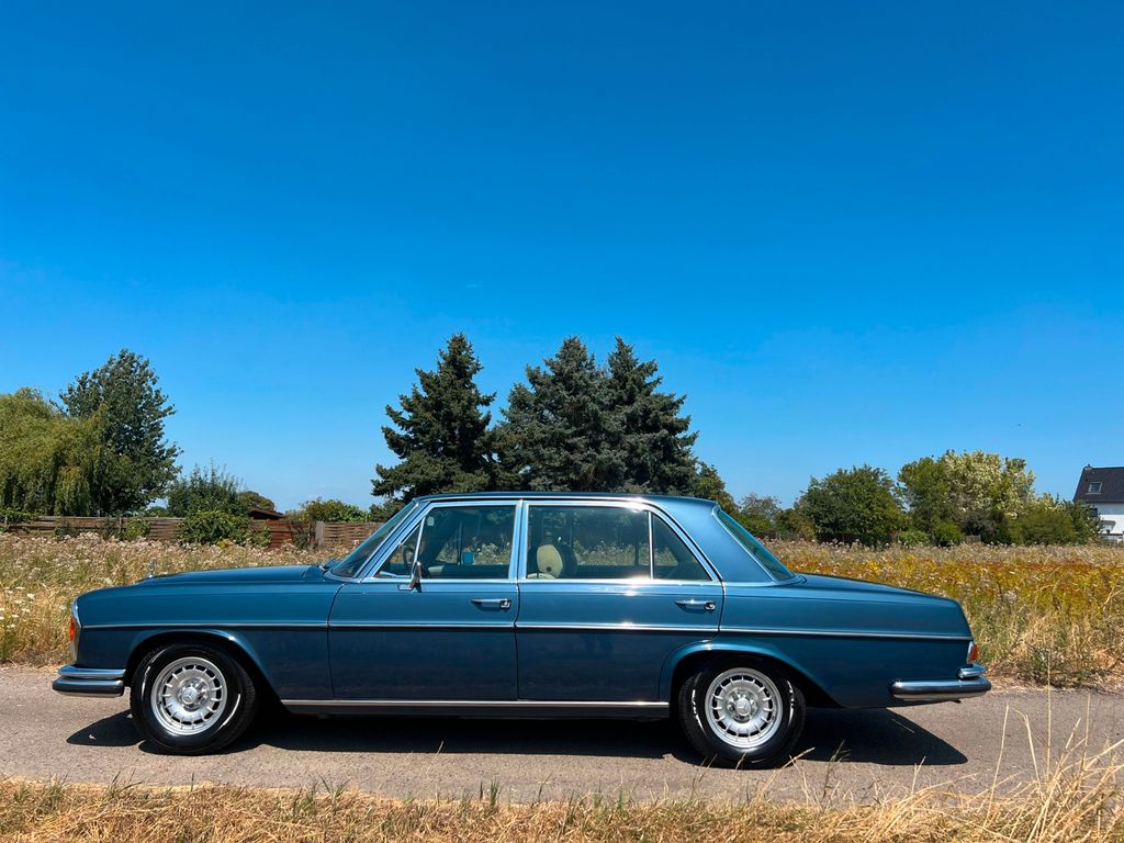 Mercedes-Benz 300 SEL 6.3 (W109)