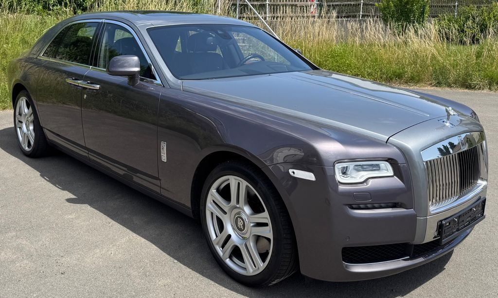 Rolls-Royce Ghost - -
