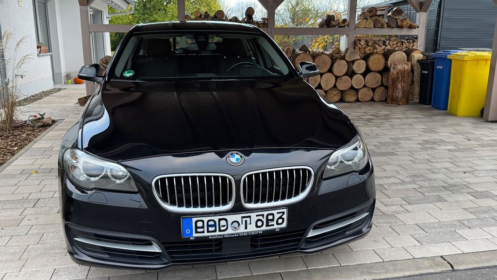 Bild des Angebotes BMW 528i xDrive Touring top gepflegt