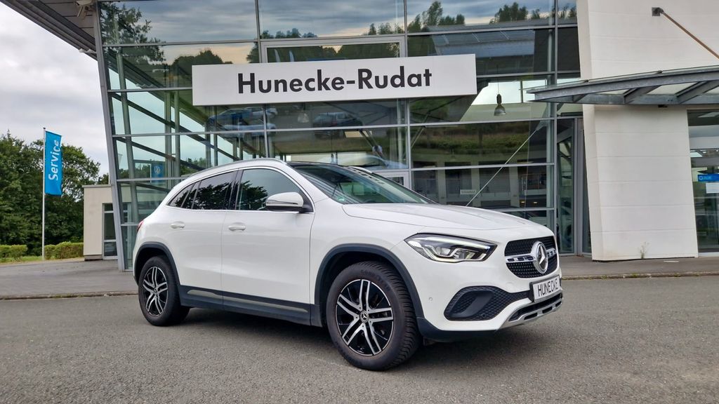 Bild des Angebotes Mercedes-Benz GLA 200 d Progressive AHK Pano LED