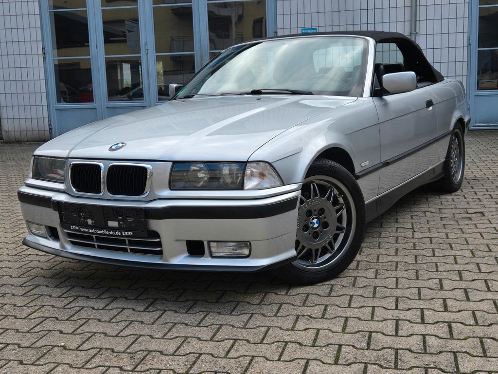 Bild des Angebotes BMW 328i Cabrio Leder/Aut./M-Sport/PDC