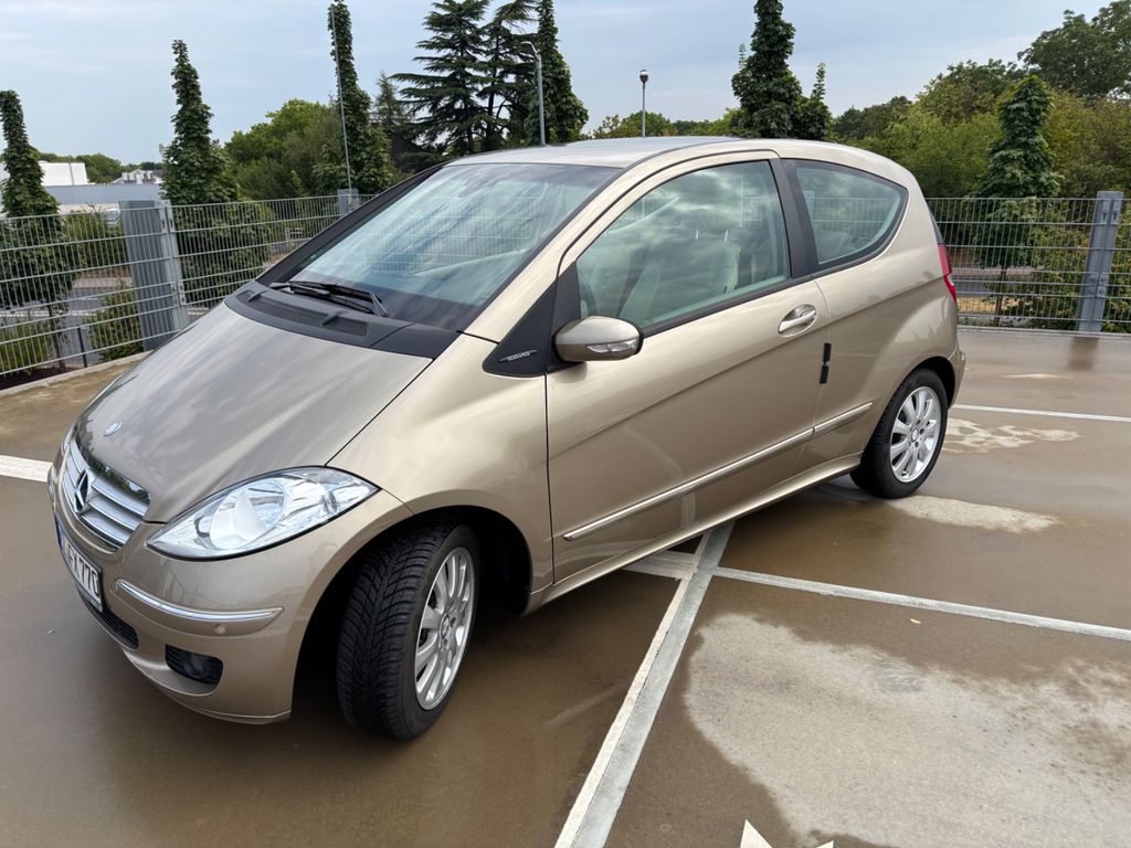 Bild des Angebotes Mercedes-Benz A Klasse Coupe mit geringer Laufleistung