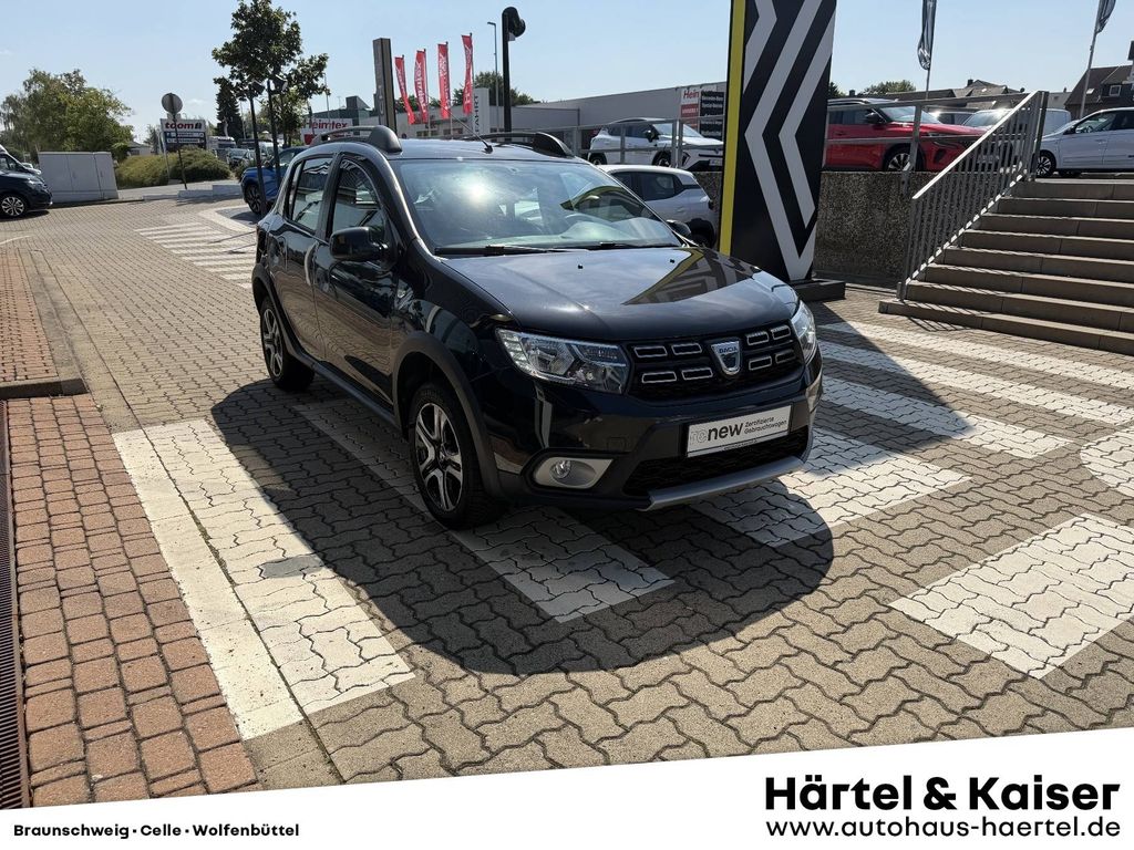 Bild des Angebotes Dacia Sandero Stepway Celebration TCe 90 +Navi++Klima+