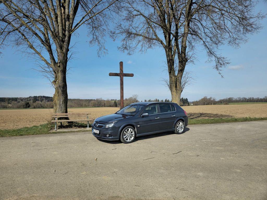 Bild des Angebotes Opel Signum Cosmo Plus 2.8 V6 Turbo Cosmo Plus