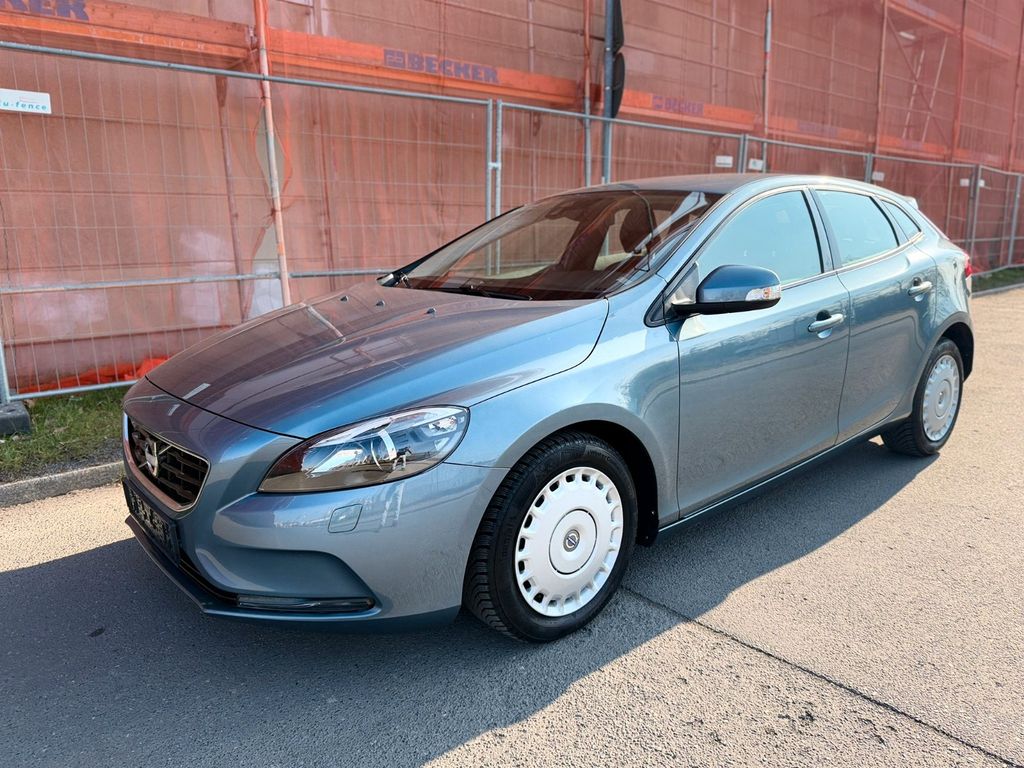 Bild des Angebotes Volvo V40 You! 2,0*Navigation*Xenon*SHZ*PDC*TOP*