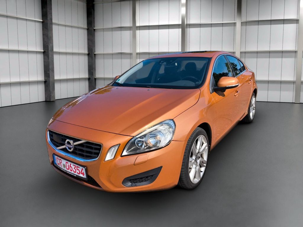 Bild des Angebotes Volvo S60 Lim. Momentum TÜV NEU