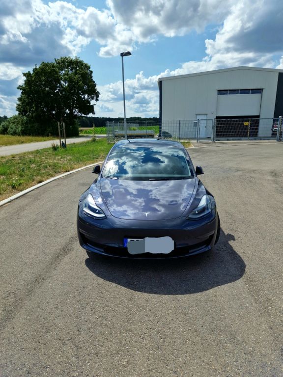 Bild des Angebotes Tesla Model 3 Allradantrieb mit Dualmotor Performa...