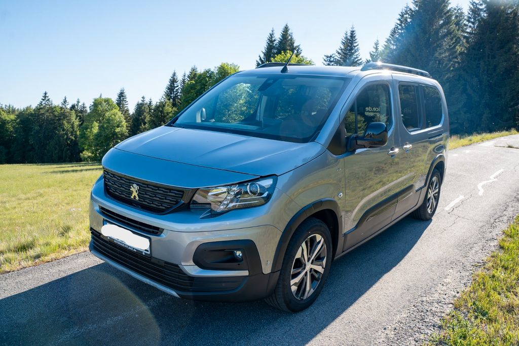 Bild des Angebotes Peugeot Rifter GT L2 7-Sitzer | AHK | 8-fach