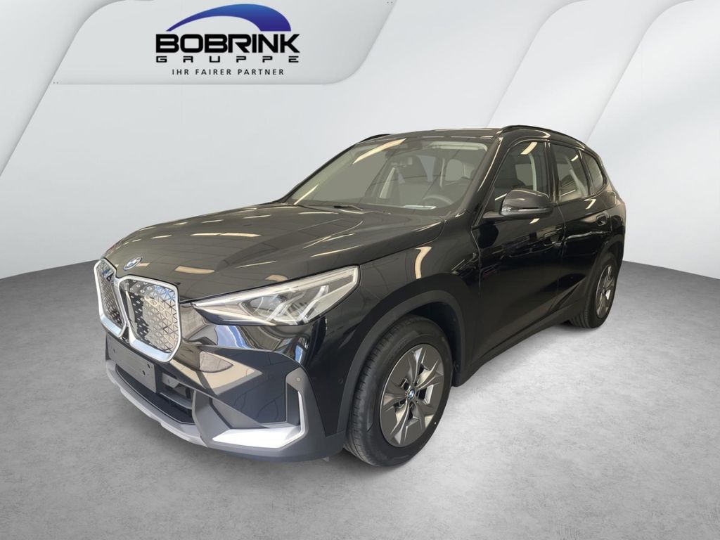 Bild des Angebotes BMW iX1 xDrive30 Elektro Navi Sitzhzg. ParkAss. RFK