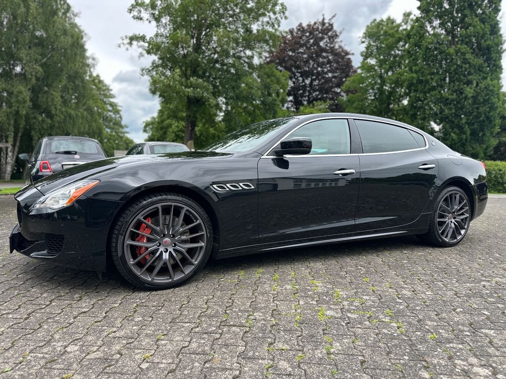 Bild des Angebotes Maserati Quattroporte 3.8 V8 GTS "Sehr Gepflegt" 2.Hd