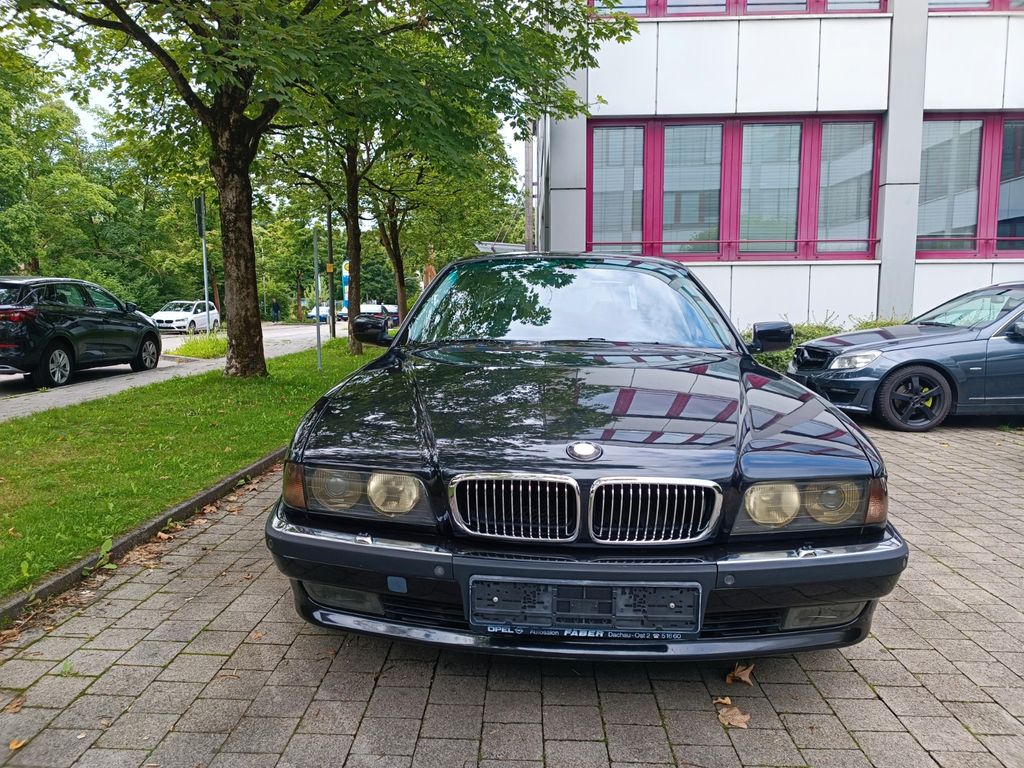 Bild des Angebotes BMW 750iL Langversion * Vollausstattung * Business