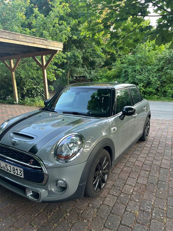 Bild des Angebotes MINI John Cooper Works - Klappenauspuff 5-trg.