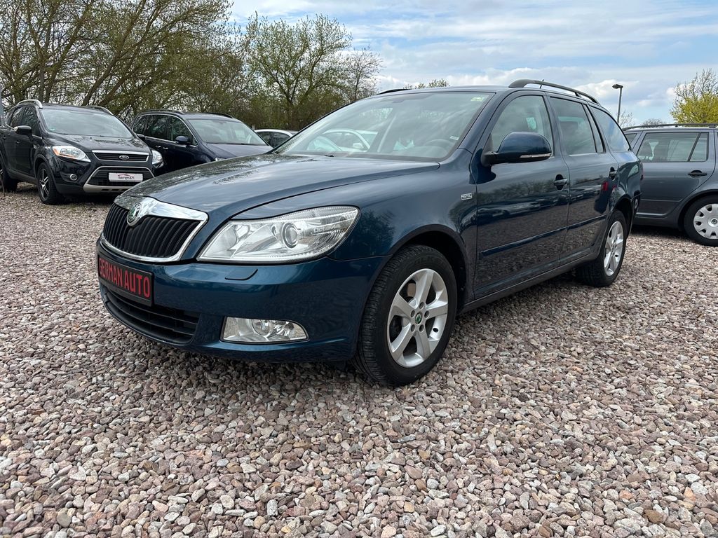 Bild des Angebotes Skoda Octavia Combi Family 2.0TDI Scheckheftgepflegt