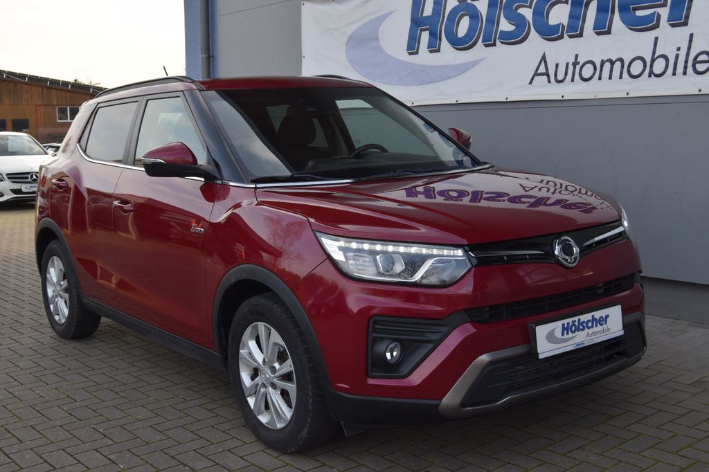 Bild des Angebotes Ssangyong Tivoli !AUTOM! 2WD,Navi,Kam,Sitzh,Allwetterr,,,,