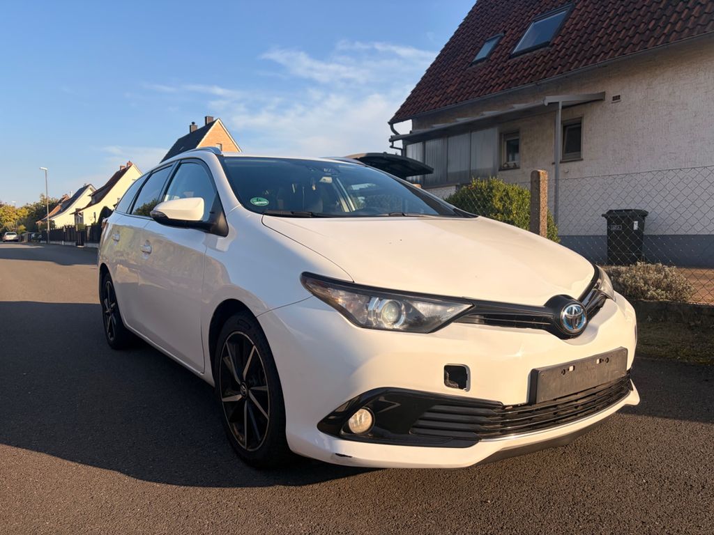Toyota Auris hybrid