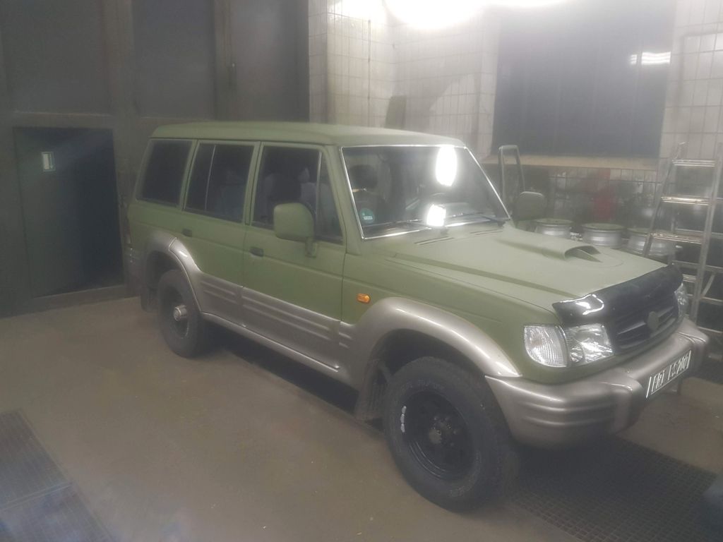 Hyundai Galloper 2,5 TD (5-Gang) -