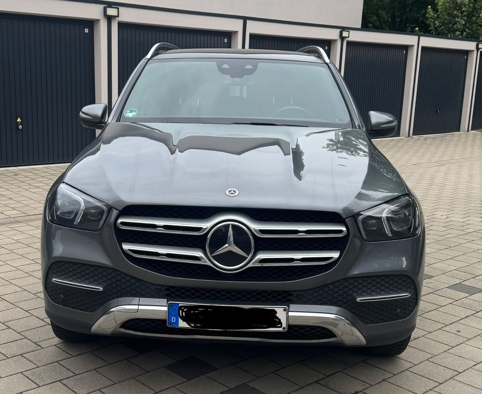 Bild des Angebotes Mercedes-Benz GLE 300 d 4MATIC Pano LED 2 Hand Garantie