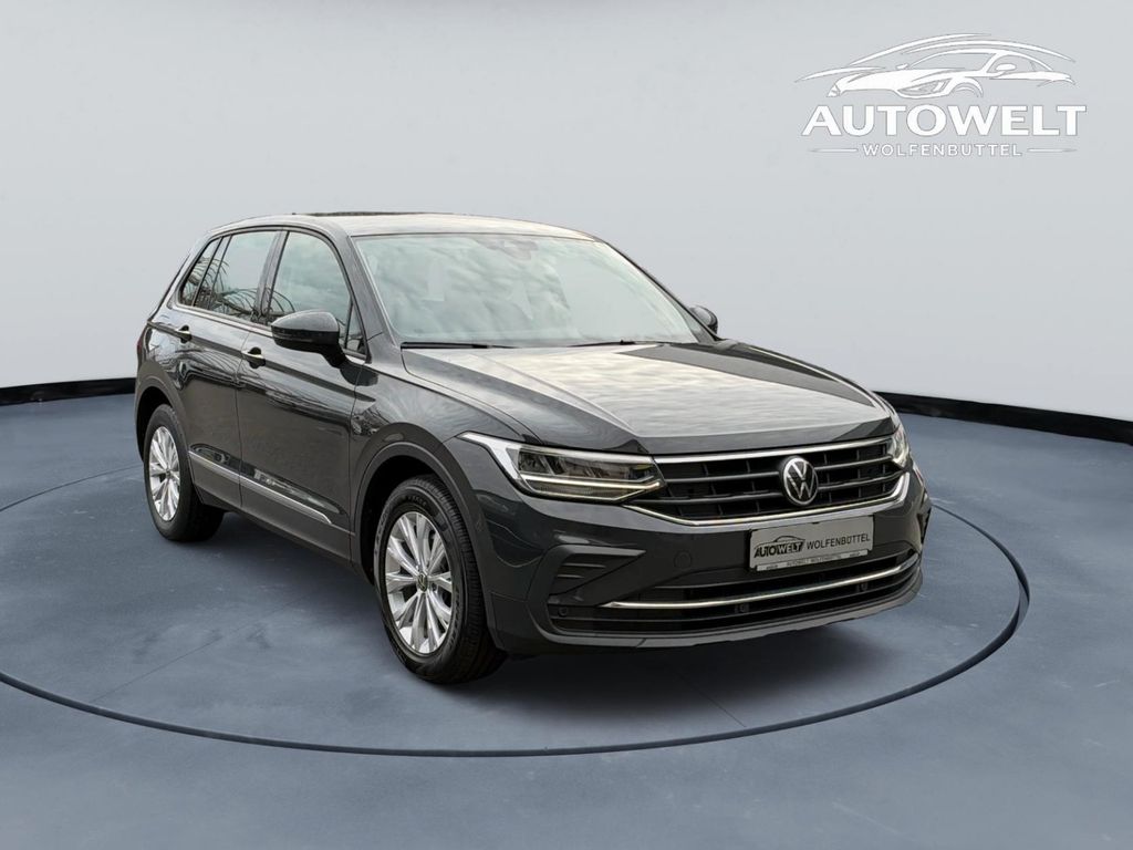 Bild des Angebotes Volkswagen Tiguan Basis/PDC/NAVI/LED