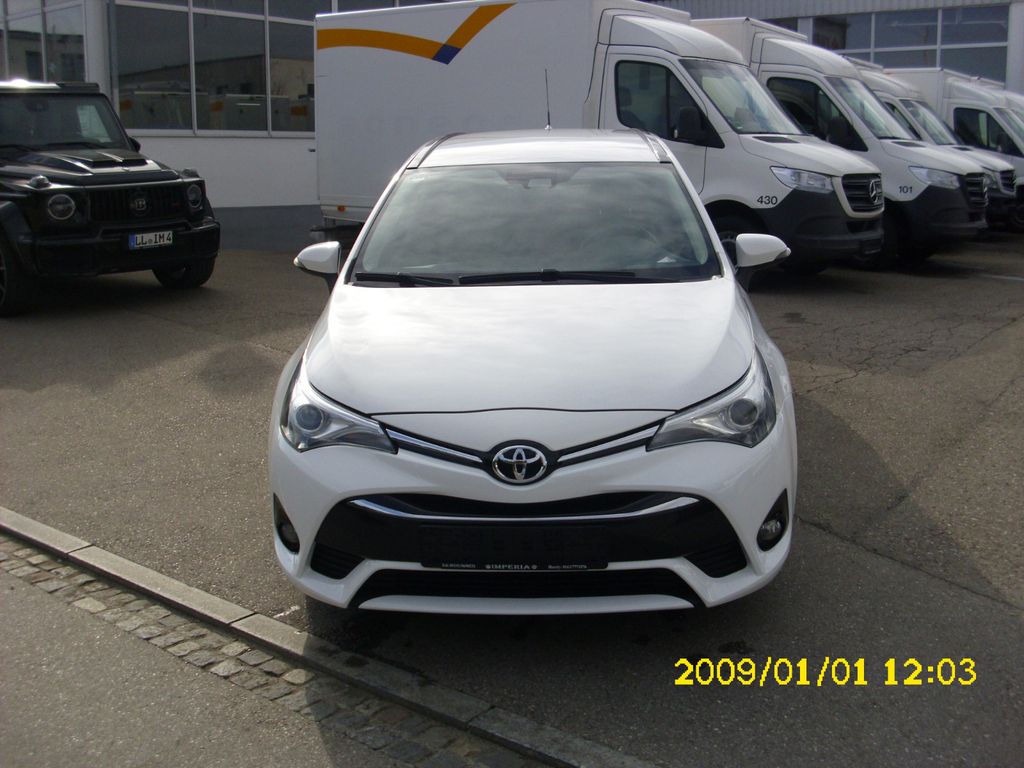 Bild des Angebotes Toyota Avensis1,6 Sports Edition-S Navi Klimaautomatik