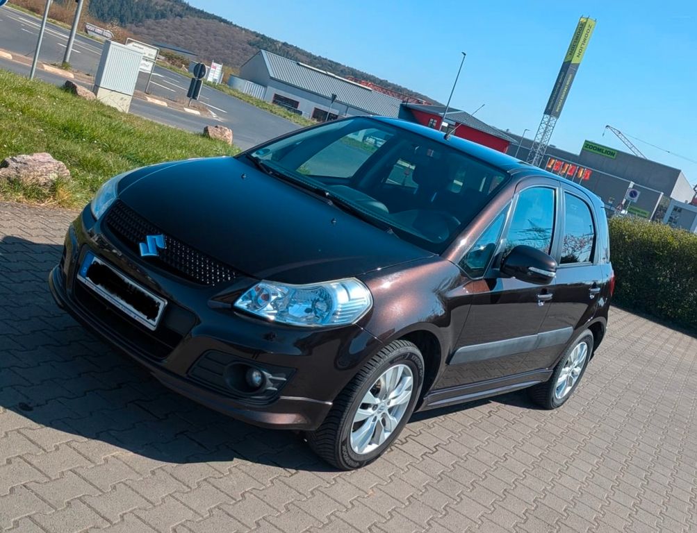 Bild des Angebotes Suzuki SX4 1.6  City+ TÜV Inspektion neu Standheizung