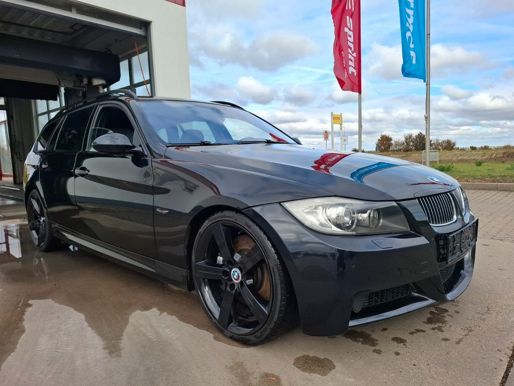 Bild des Angebotes BMW 335i Aut. Touring  // TÜV NEU