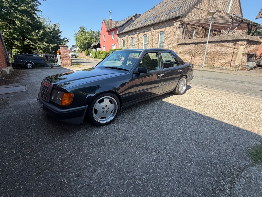 Bild des Angebotes Mercedes-Benz E 260