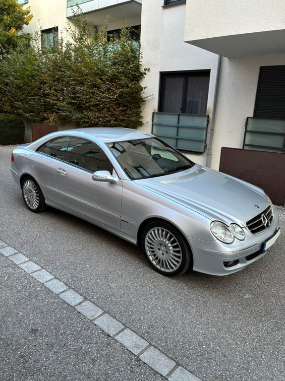 Bild des Angebotes Mercedes-Benz CLK 350 Avantgarde Sportpaket