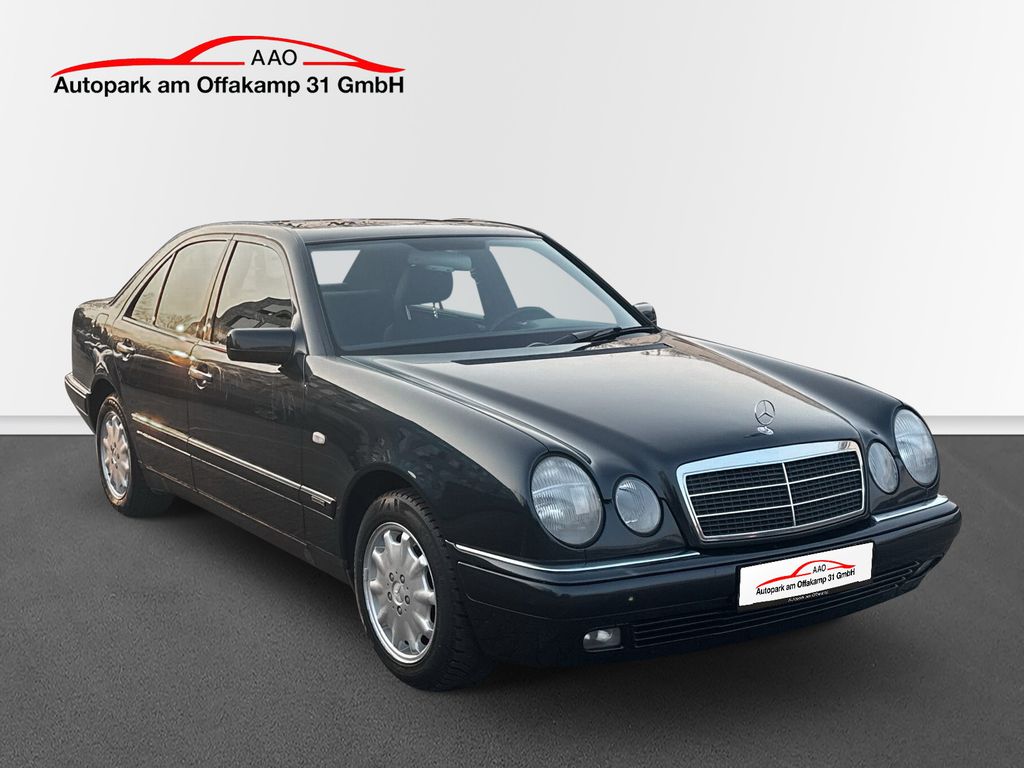 Bild des Angebotes Mercedes-Benz E 280 ELEGANCE*KLIMA*SCHIEBEDACH*1-HAND*RENTNER