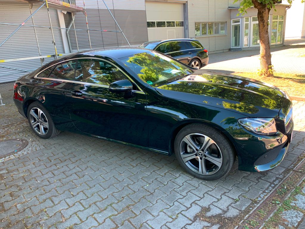 Bild des Angebotes Mercedes-Benz E 200 4MATIC Coupe*1.Hand*Leder*