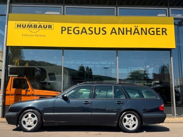 Mercedes-Benz E 200 KOMPRESSOR CLASSIC PKW Kombi AHK