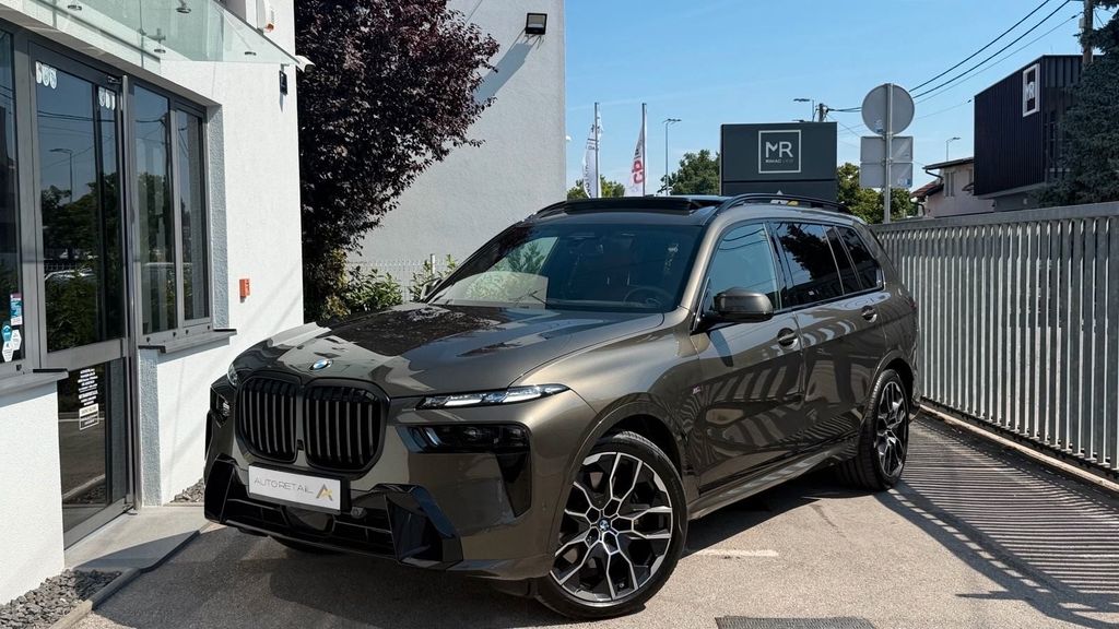 Bild des Angebotes BMW X7 40d xD M SPORT PRO SKY LOUNGE B&W INDIVIDUAL