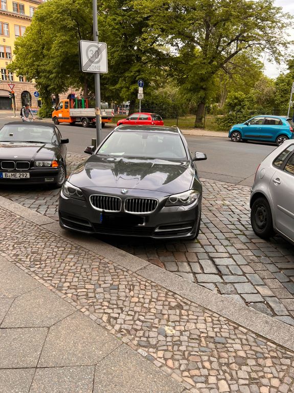 Bild des Angebotes BMW 520d Touring A -