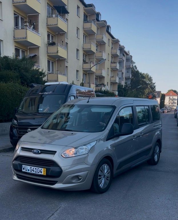 Bild des Angebotes Ford Tourneo Connect 1.5 TDCi 88kW GRAND