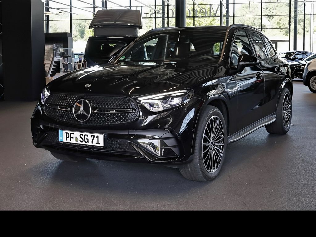 Bild des Angebotes Mercedes-Benz GLC 300 d 4M AMG Distroni+RüKam+DIG-LED+AHK+Pano