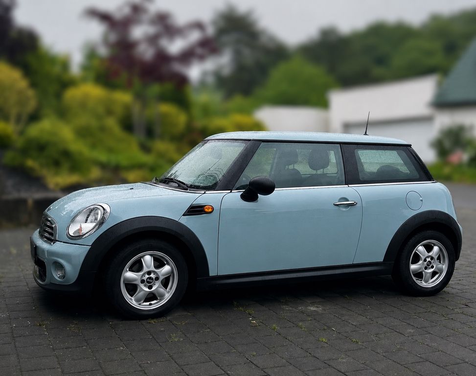 Bild des Angebotes MINI One in Ice Blue