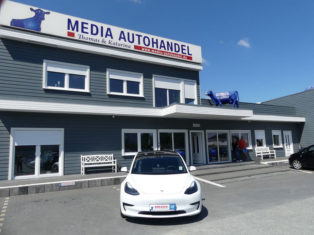 Bild des Angebotes Tesla Model 3 Basis RWD, * 1 HAND*
