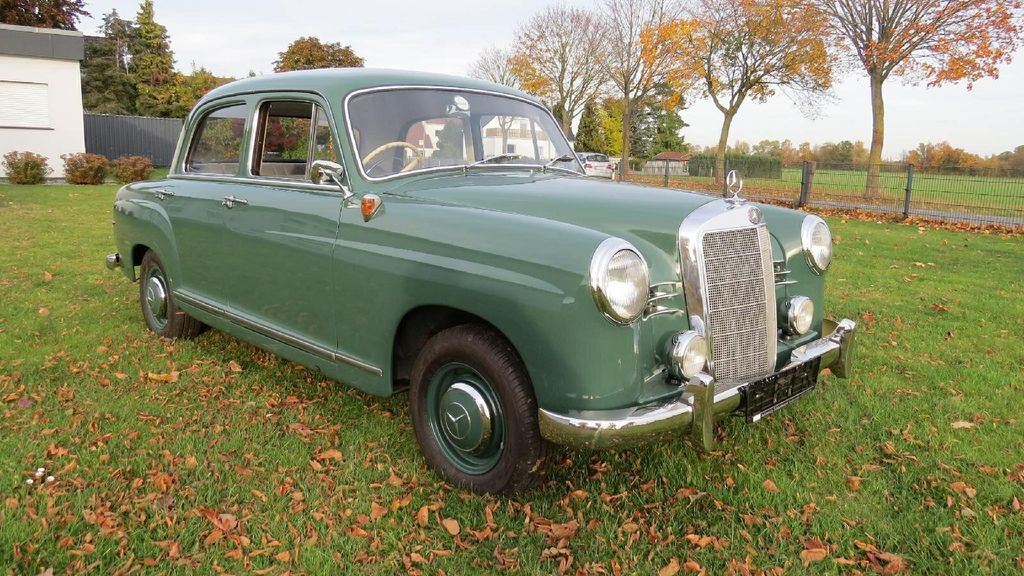 Mercedes-Benz Oldtimer Mercedes 190 Ponton, HU 02/25