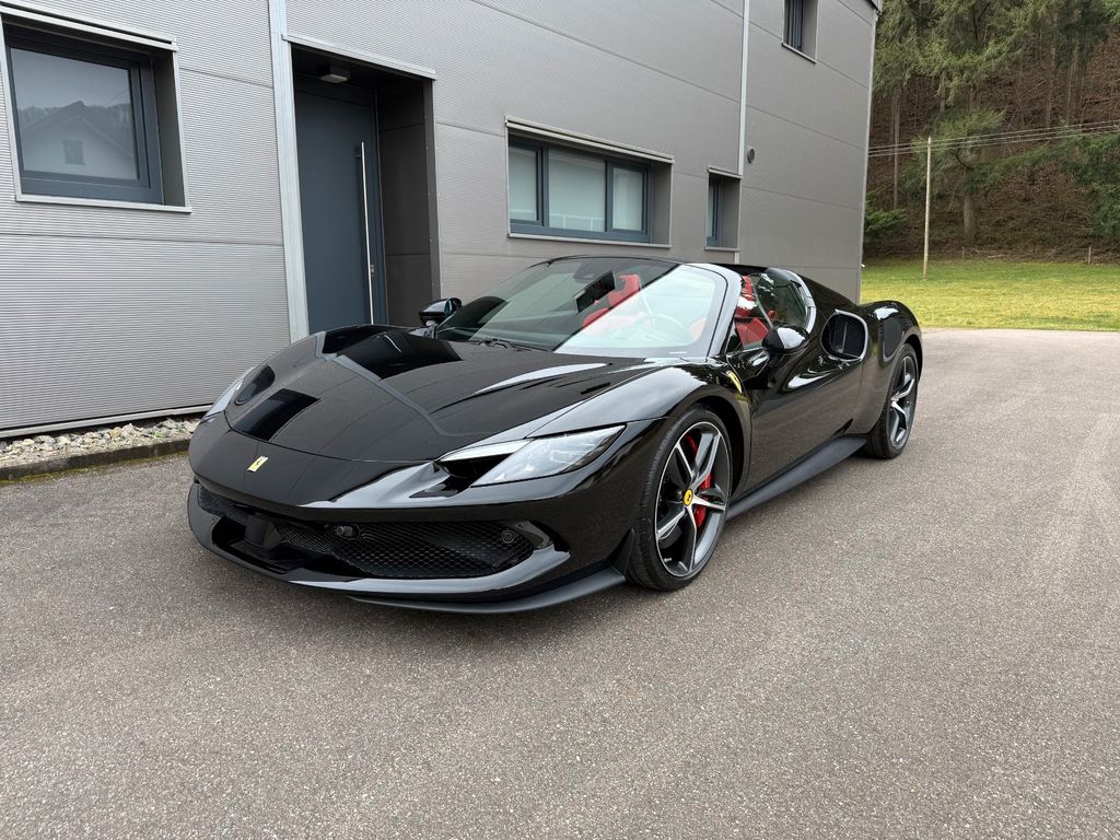 Bild des Angebotes Ferrari 296 GTS / LIFT